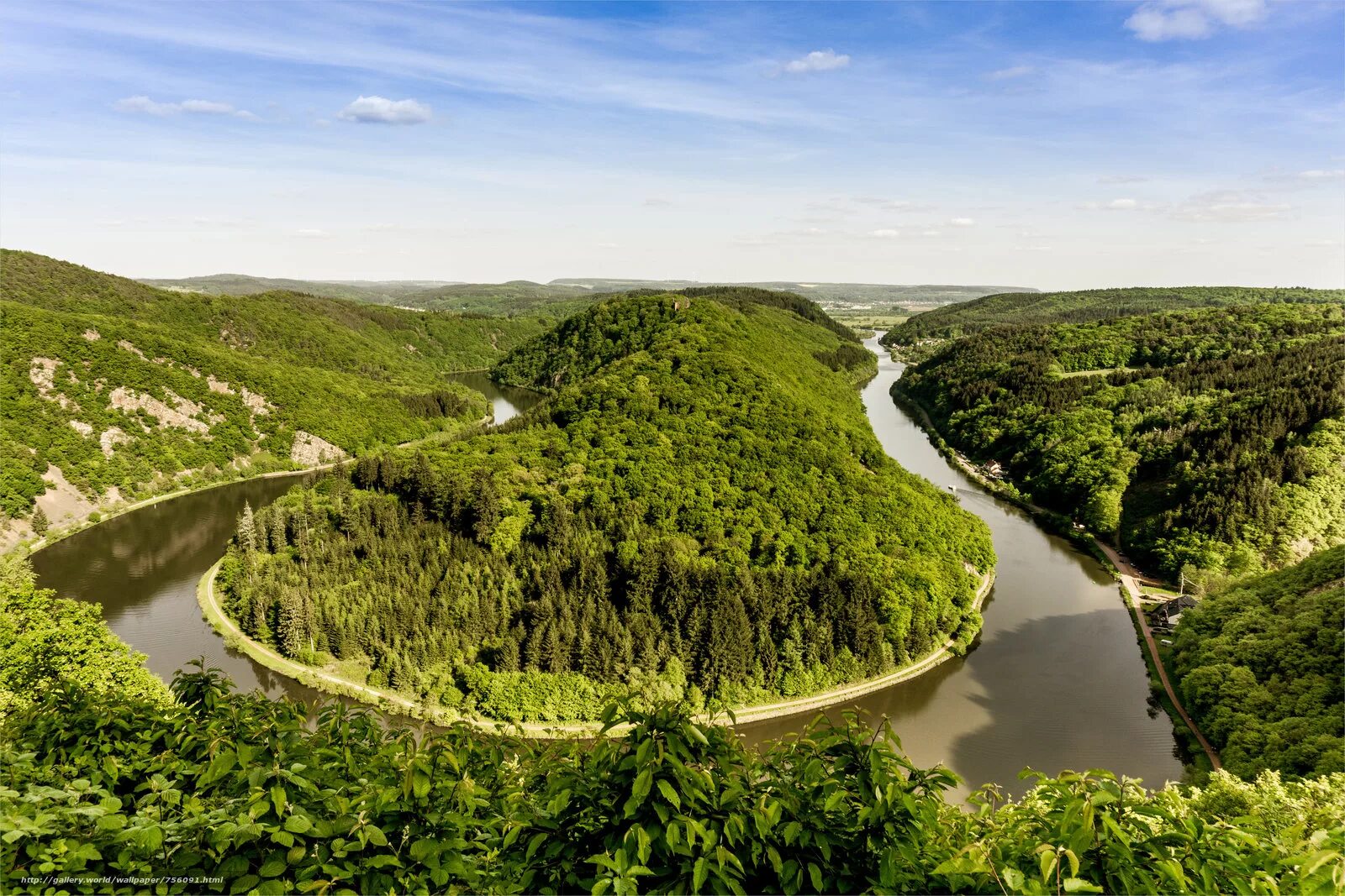 The country s main. Река Саар Германия. Германия земля Саарланд. Сааршляйфе петля Саара. Саар (земля в ФРГ).