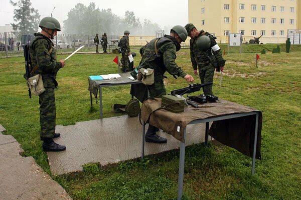 Вч 31134 калининец. Таманская дивизия 31134 московская область. Калининец 31135. Таманская дивизия 31134. Таманская мотострелковая дивизия калининец.