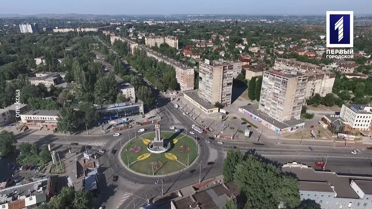 Кривой Рог Украина. Кривой Рог города Украины. Город Кривой Рог население. Кривой Рог центр города. Часы кривого рога