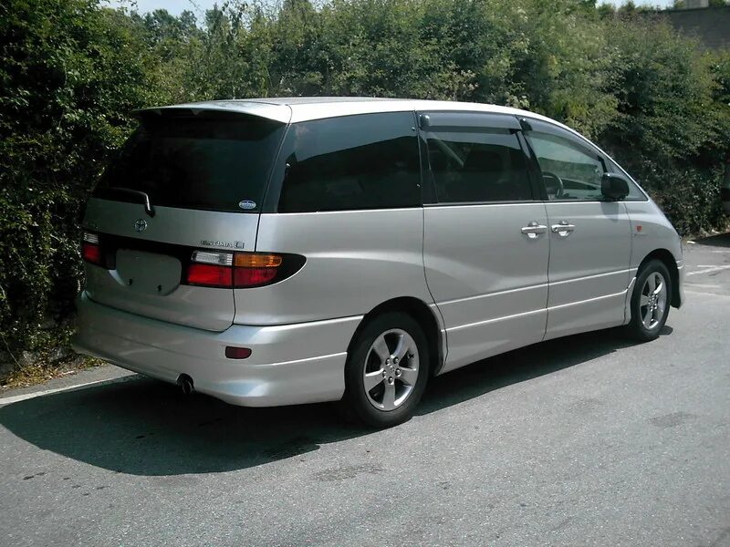 Тойота эстима гибрид 2001. Тойота эстима 2003 год. Toyota estima 2003 г. Эстима космик. Тойота эстима 2.