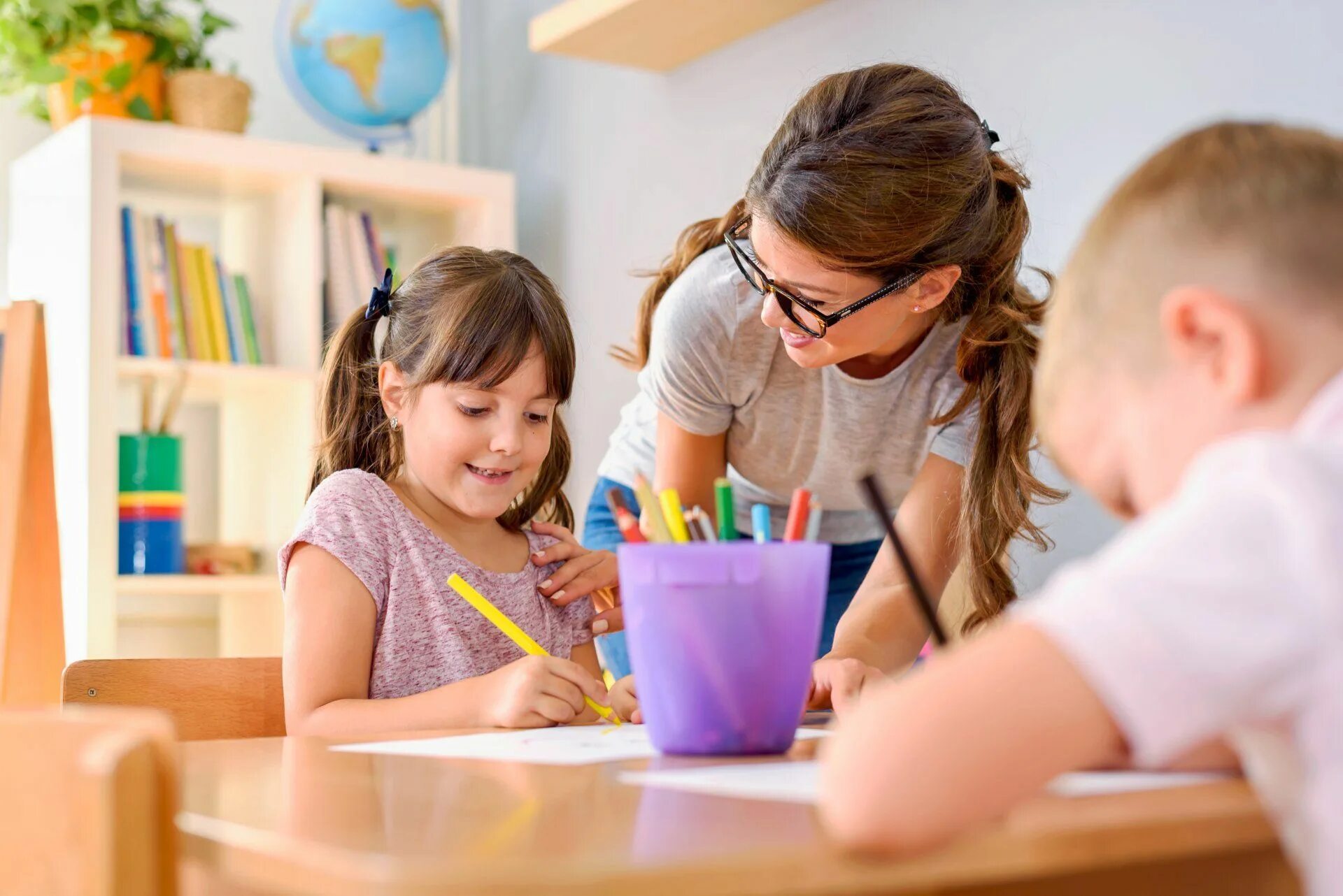 Child focus. Детский сад умные дети. Умный ребенок играет. Early Education. Учимся считать картинки для детей.