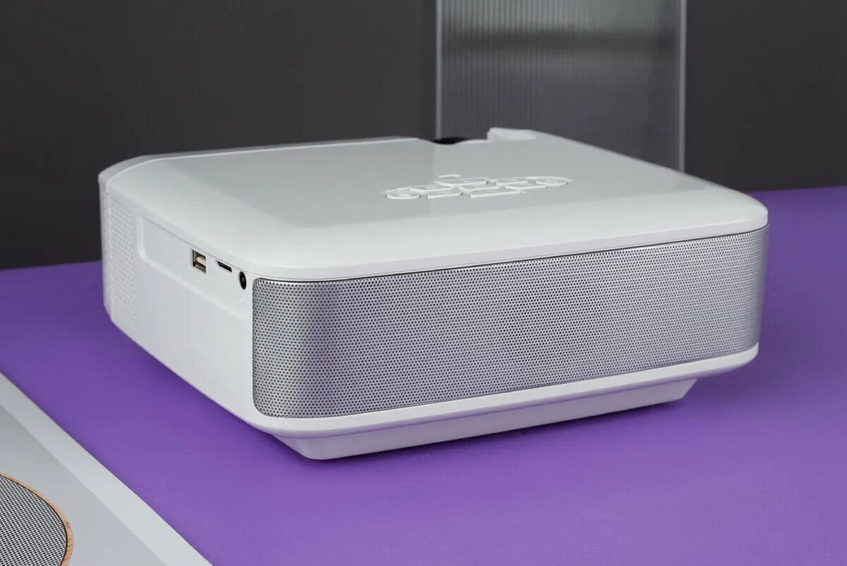 Ray fly. Проектор rombica ray box w1. rombica ray fly. rombica ray box w1. проектор rombica ray fly.