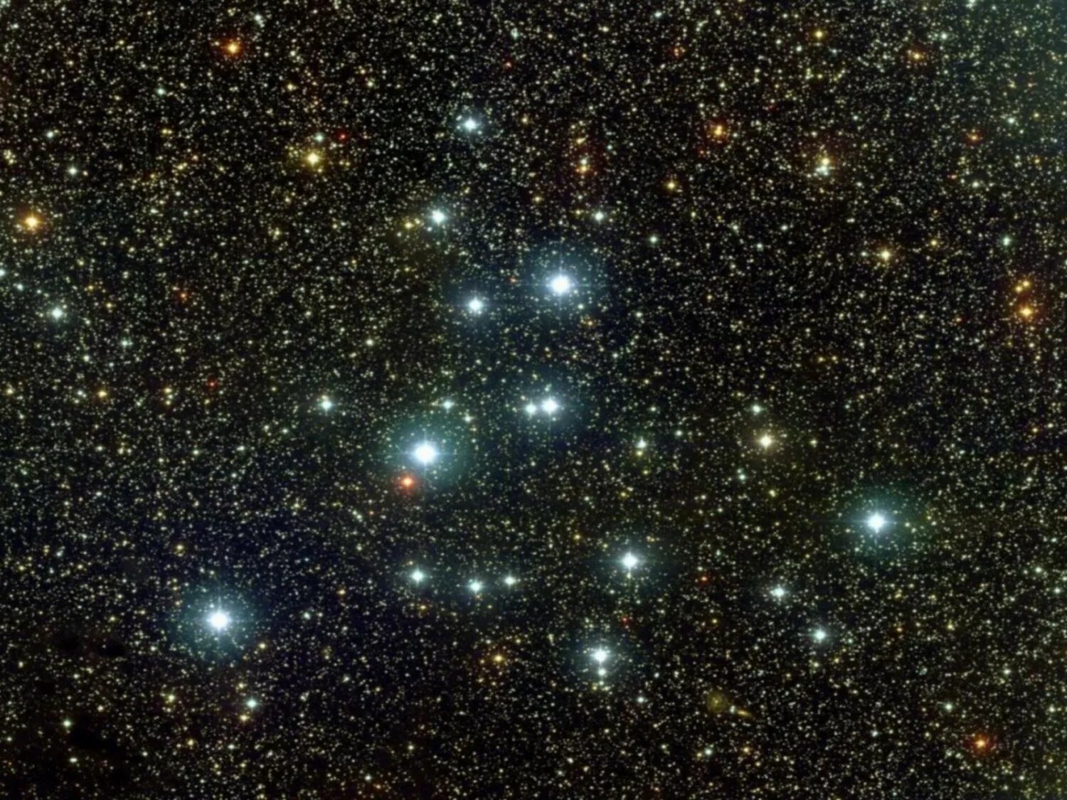 Рассеянное звездное скопление м39. Рассеянное скопление м 34 Персей. Мессье астроном. Космос звезды. По темному небу золотым узором звезд написано