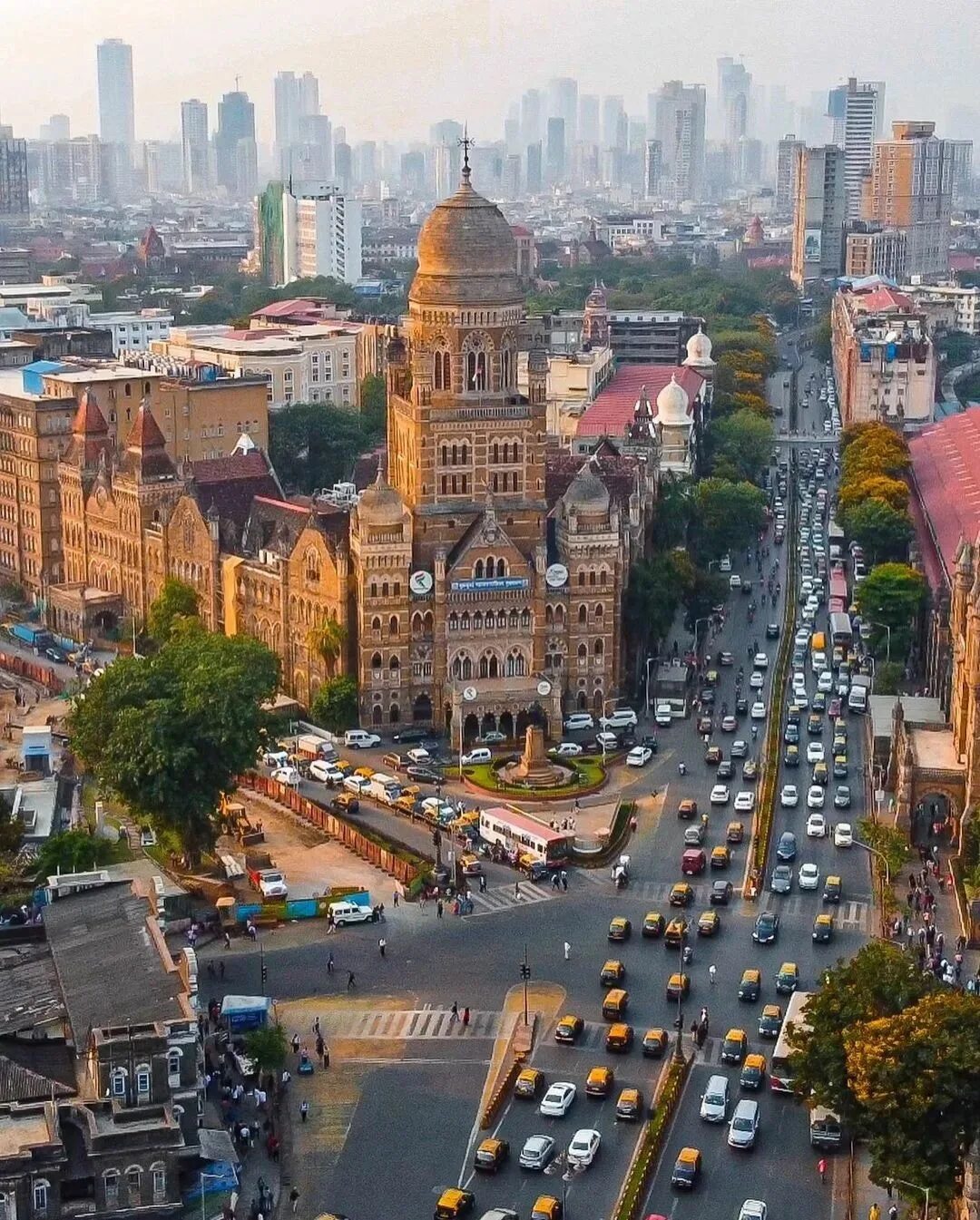 Мумбаи сити 19. Мумбай Индия. Достопримечательности Мумбая. Мумбаи достопримечательности. Мумбаи Индия фото.