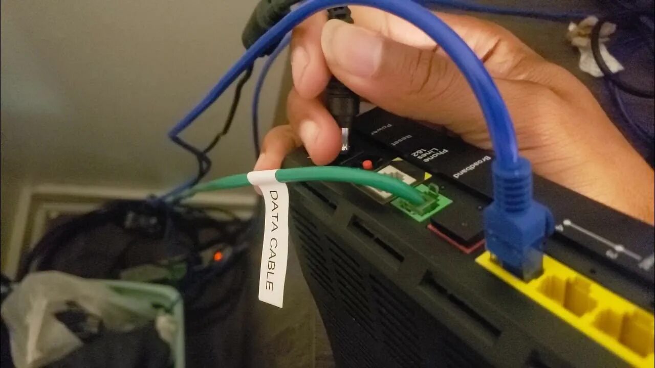 Кабель lan для ps4. Подключить Лан кабель к ПС 4. Интернет кабель для пс4. Подключить шнур Лан в ps4. Cable not connected
