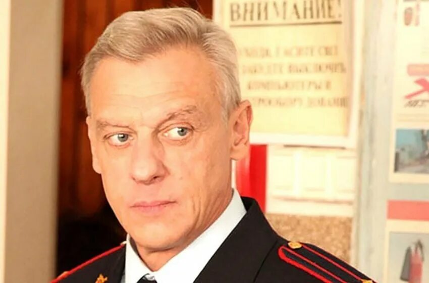 Половцев сын. Олег георгиевич соловец. александр половцев улицы разбитых фонарей. александр половцев майор соловец. улицы разбитых фонарей соловец.