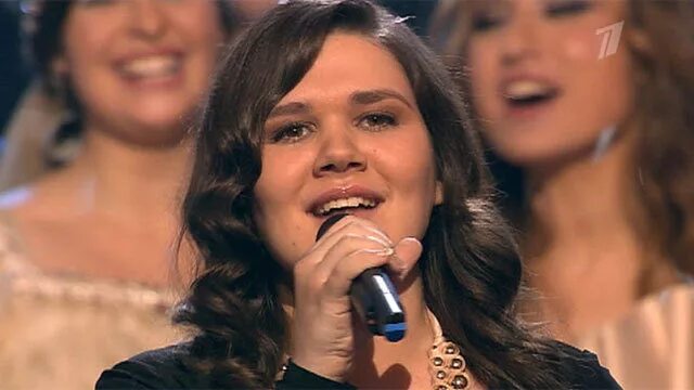 Алиса кожикина голос. Конкурс голос песня. Конкурс голос песня. Конкурс голос песня. Микела абрамова на шоу голос.