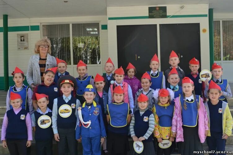 школа 7 мантурово. учителя 11 школы щекино. школа 7 рязань. новогрудок. школа 11 щекино.