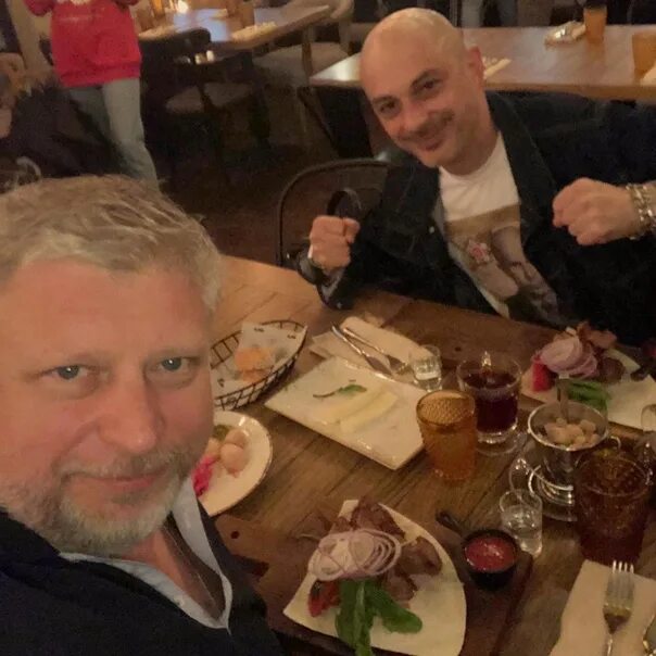 Гия саралидзе где работает сейчас. Гия саралидзе. imerel гия саралидзе. гия саралидзе журналист. жена гии саралидзе.