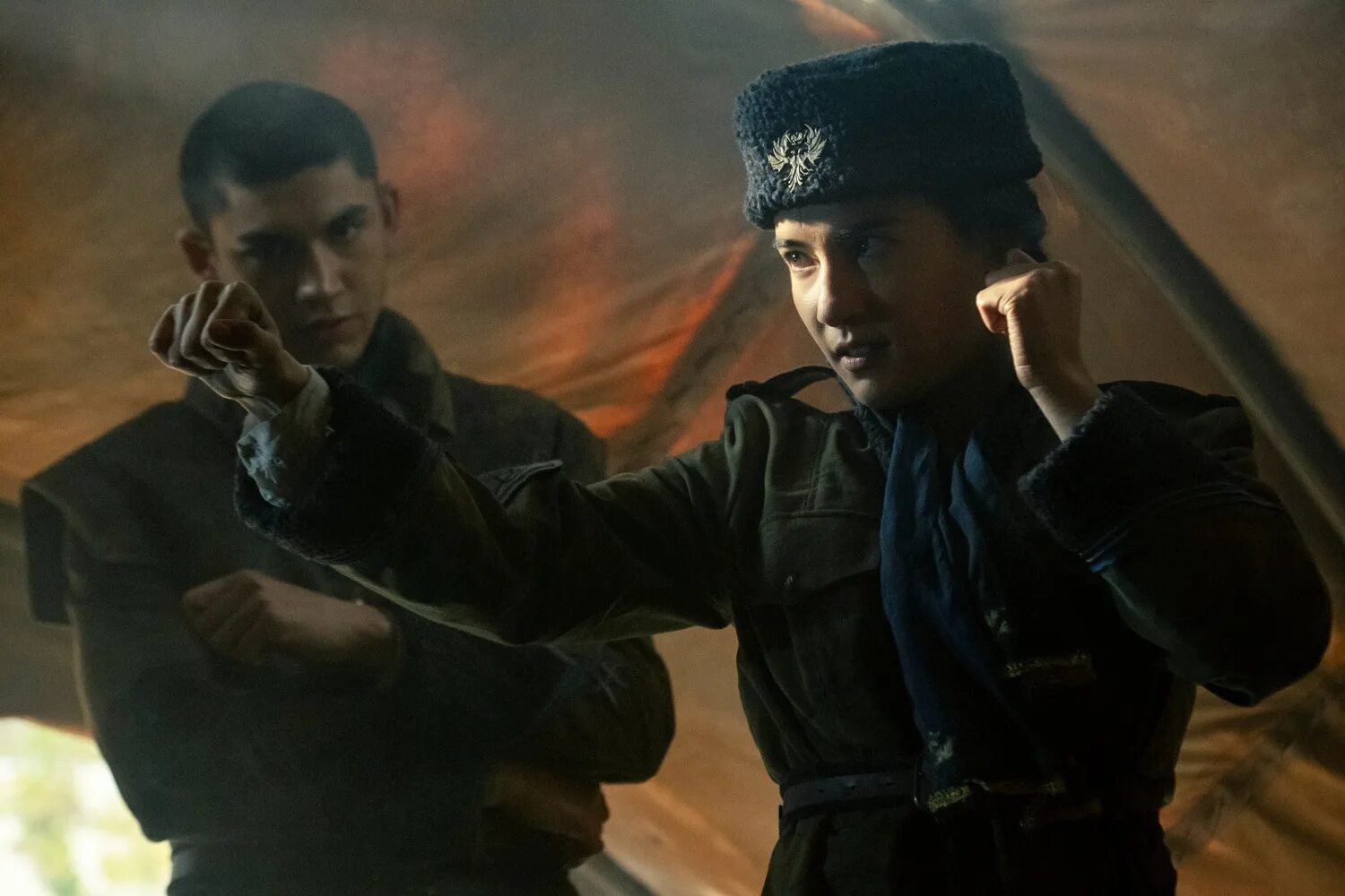 тень и кость сериал каз бреккер. тень сериал нетфликс. 2. тень и сверх 2. сверхъестественное 2 сезон серия.