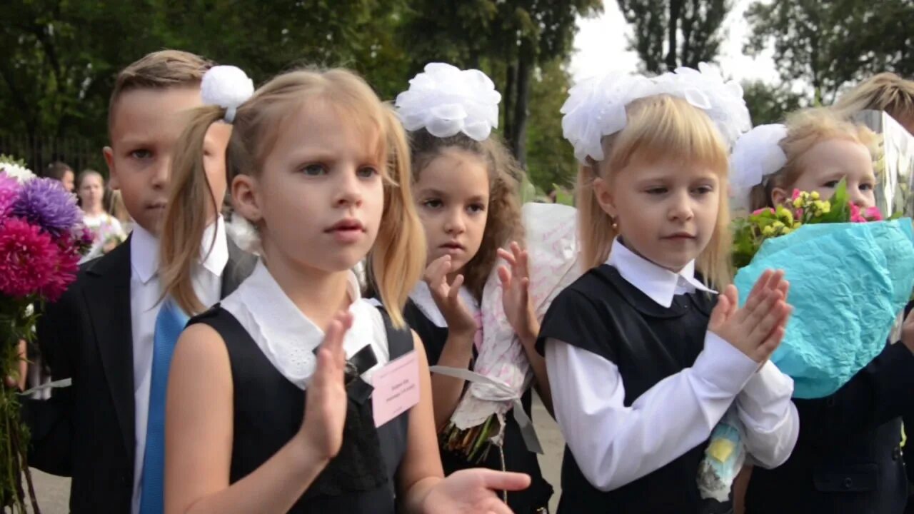 Барышево издревая. 161 школа новосибирск. Станция издревая школа 161. Станция издревая школа 161. Школа 161 нижний новгород.