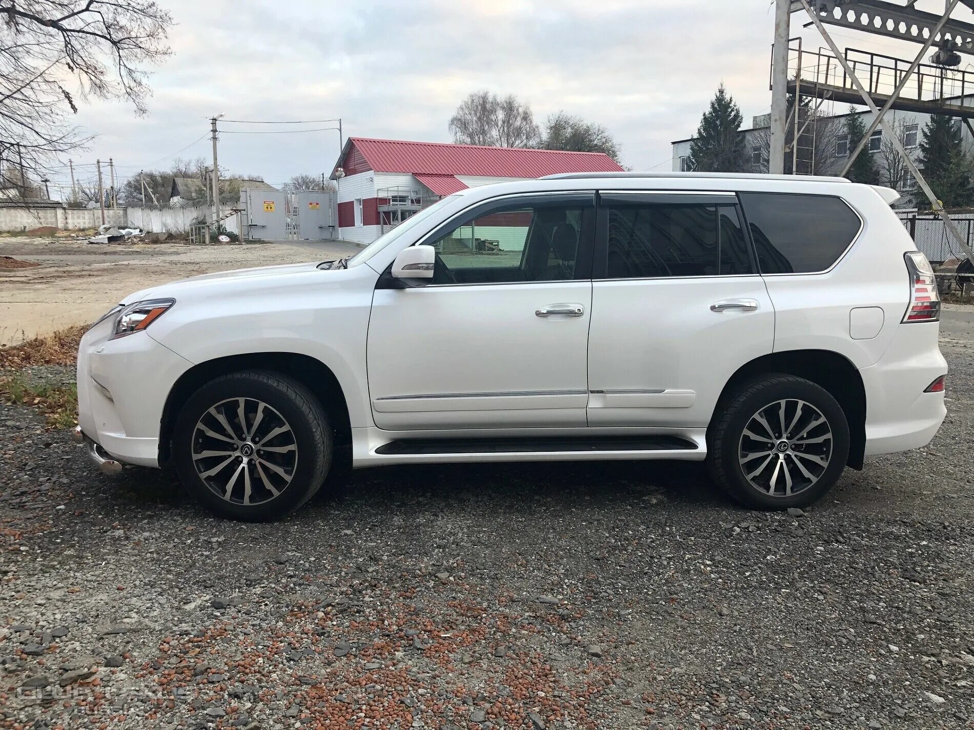 Gx460 размеры. Lexus gx460 r20. диски r20 lexus gx 460. lexus gx r20. лексус gx460 на 20 дисках.