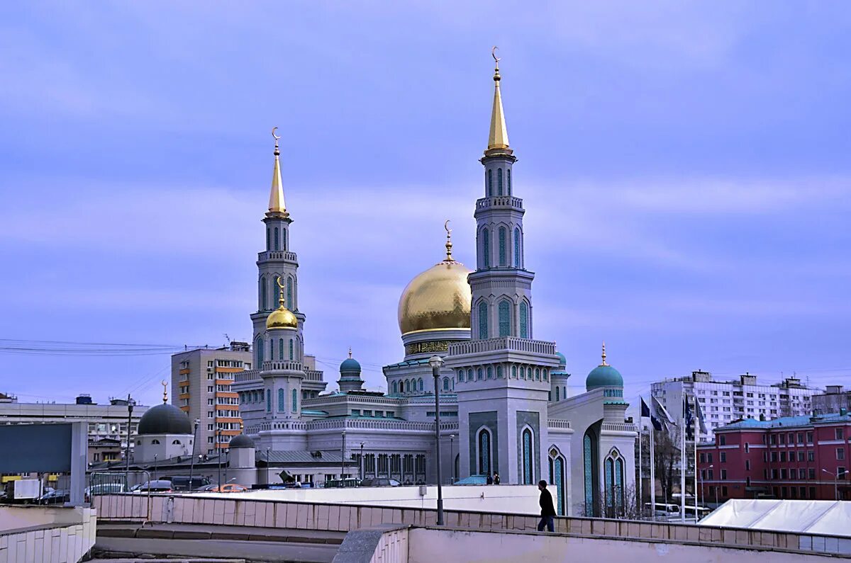 Сайт московская соборная. Московская Соборная мечеть. Московская Соборная мечеть ночью.