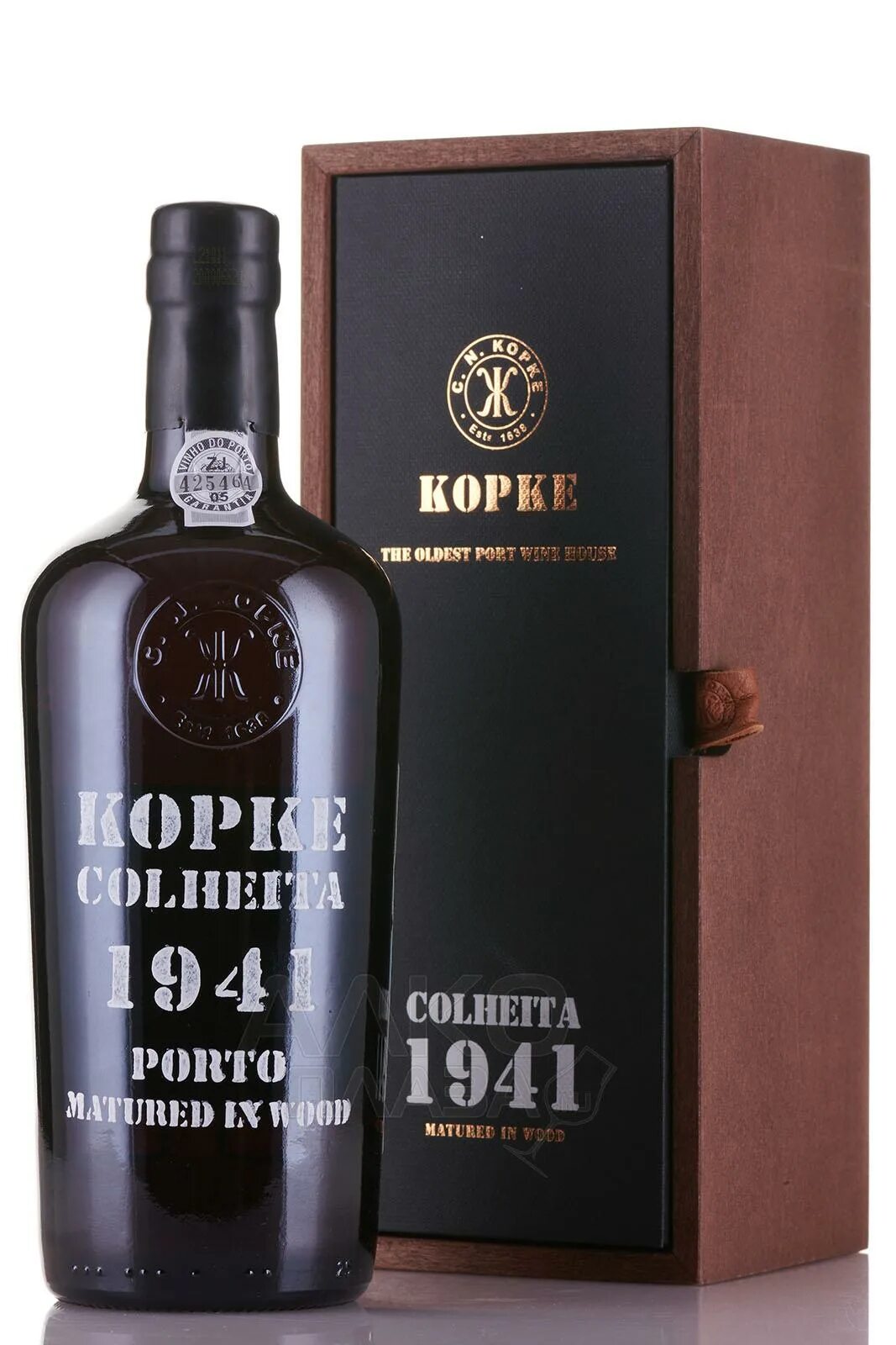 Виналикерныепортвейн kopke l. Портвейн. Вино kopke porto. Копке колейта порто 1965. Kopke ruby портвейн.
