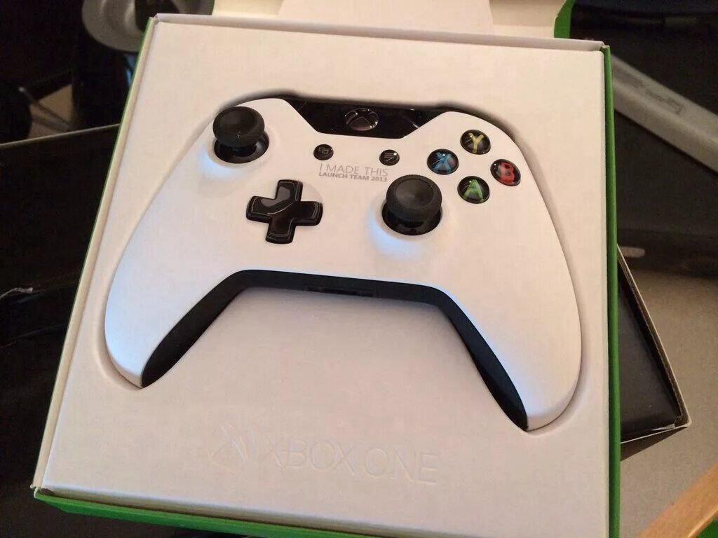 Xbox one controller white. Xbox white controller. xbox one limited edition white. лимитированный джойстик xbox one. джойстик xbox белый.