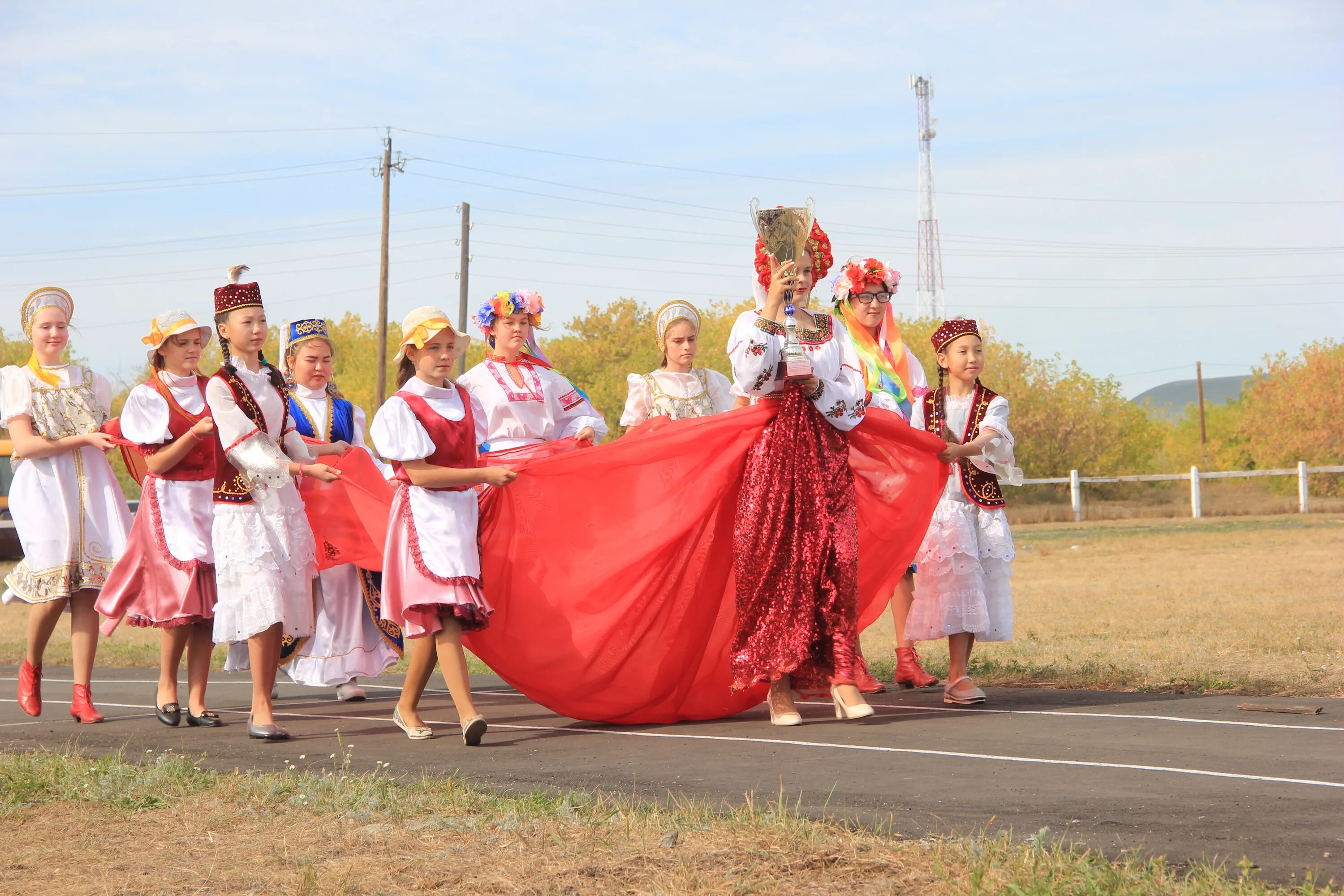 Погода полтавка омской гисметео. Красногорка Омская область. Красногорка Полтавский район. Полтавский район Омская область. Красногорка праздник.