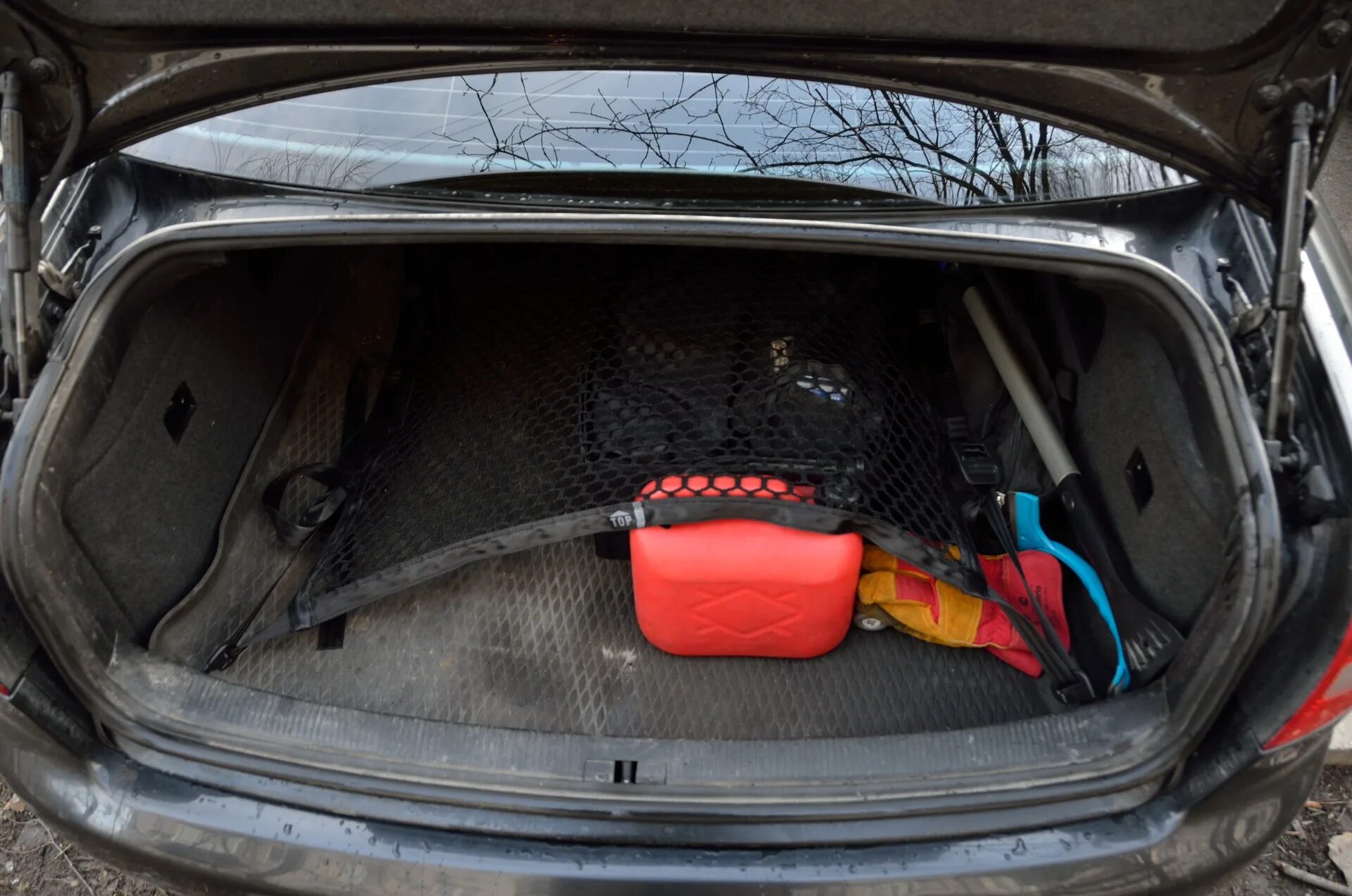 Audi a6 c5 багажник. коврик в багажник ауди а6 с5.