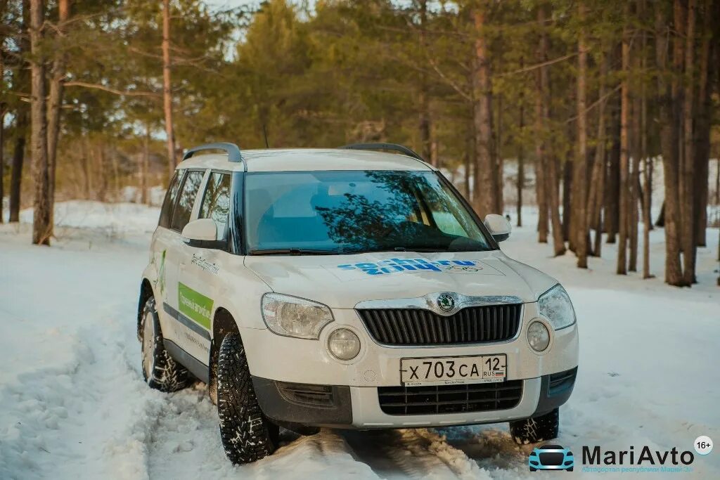 Шкода йети 2012 год. Шкода етти 2012. Skoda Yeti 2012 тест драйв. Шкода етти 161 регион. Шкода Йети Полицейская.