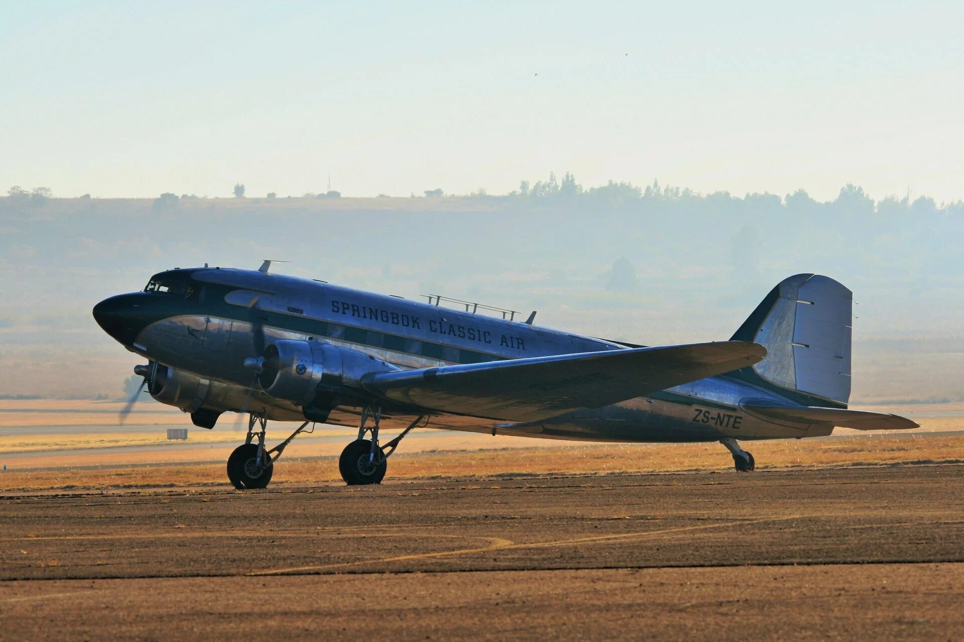 DC-3 Дакота. DC-3 самолет. Douglas DC-3 Dakota. 3dc.