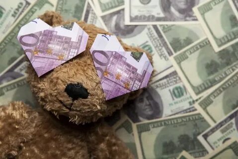 Медведь деньги