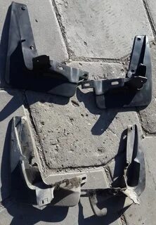 Брызговики приора задние