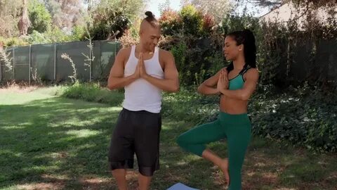 Ebony twat fucks with yoga instructor and eats Cum Outdoor.