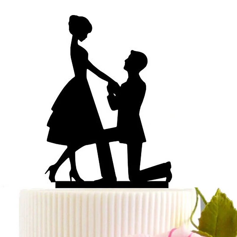 Силуэт предложения. Свадебный торт с силуэтами. Силуэт жениха и невесты на торт. Силуэт на свадебный торт трафарет. Силуэт влюбленных предложение.