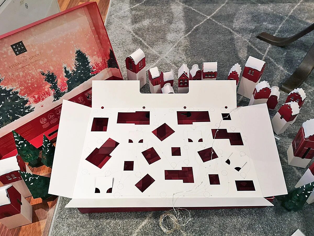 Advent calendar vogue 2025. Адвент rituals 2025. rituals advent calendar 2025. адвент календарь rituals 2025. адвент-календарь rituals 3d advent calendar 2025.
