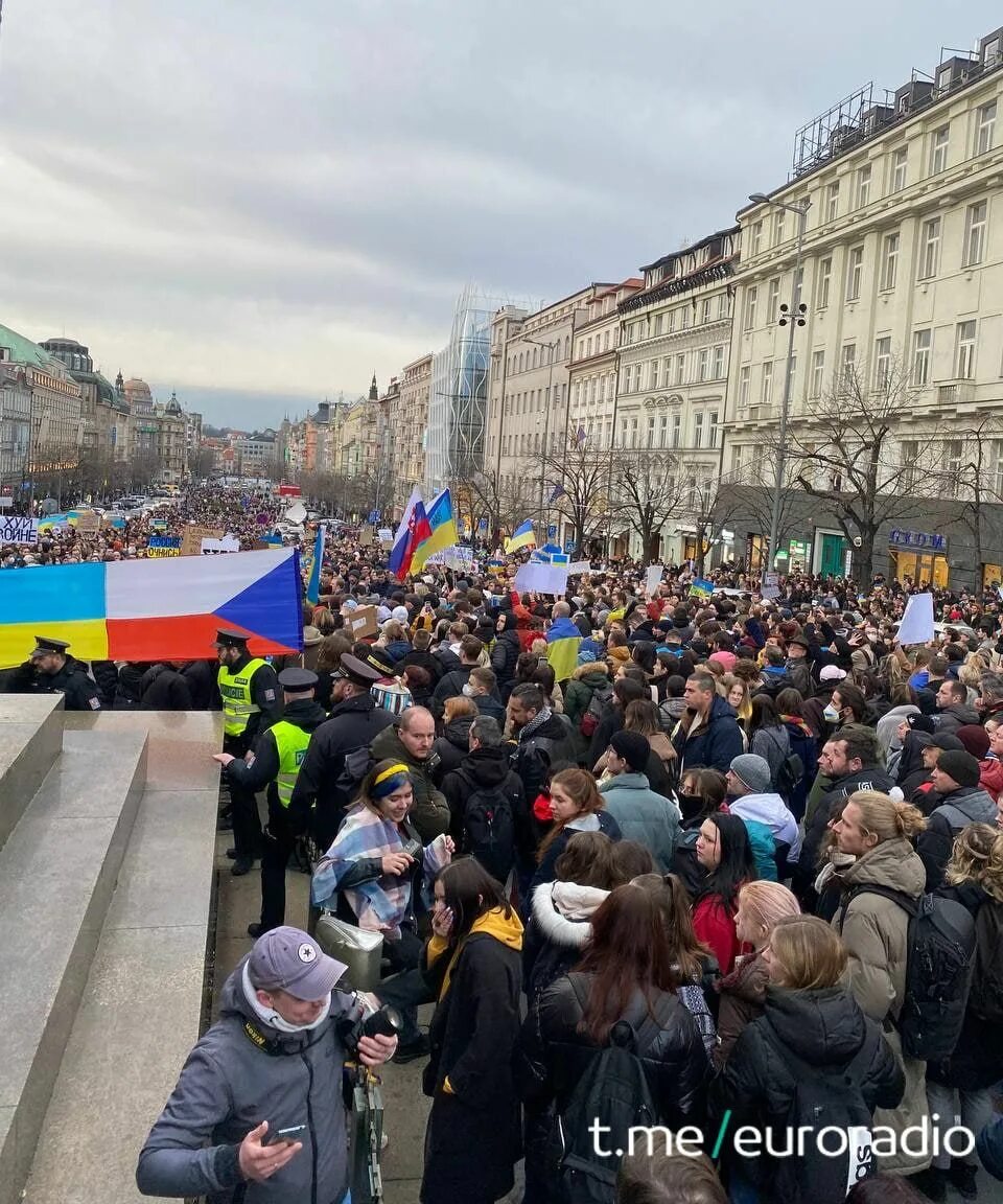 Митинг Украина. Митинги в России в поддержку Украины. Против нападения