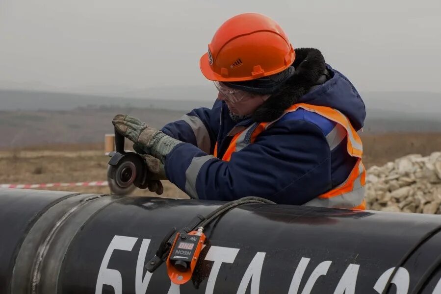 Подрядчика крыму. Черноморнефтегаз УПХГ. Газопровод Севастополь. Трубопровод Севастополь. Кольцевой газопровод.