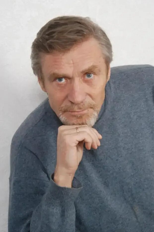 Сколько исполнилось актеру александру михайлову. Сколько исполнилось актеру александру михайлову