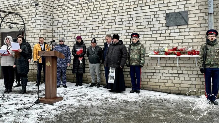 Волгограде список погибших. Волгоградский ОМОН. ОМОН Волгоградской области. Мемориальные доски погибшим в Чечне. Российский ОМОН.