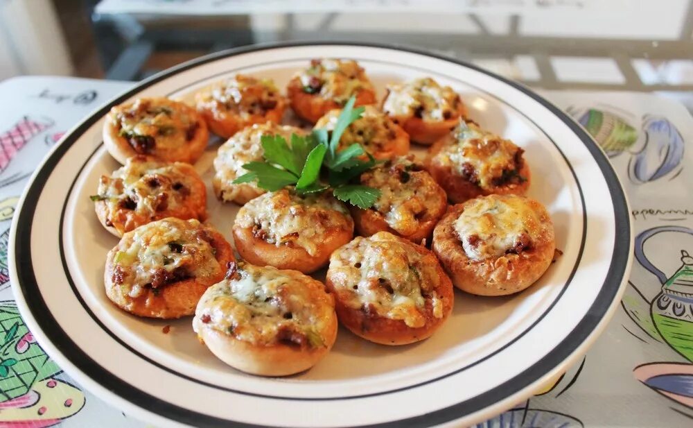 закуски из фарша. рецепты закусок из фарша. рецепты закусок из фарша. рецепты закусок из фарша. бублики с фаршем.