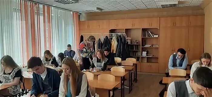 Лицей 6 красноярск. Учителя 6 лицея красноярск. Сайт лицея 6 красноярска. Лицей 6 перспектива. Лицей № 6 перспектива, красноярск, улица кутузова, 52.