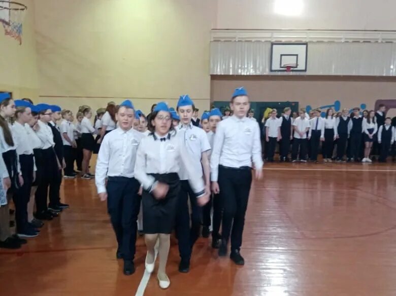 конкурсы на 23 февраля в школе 4 класс. праздник для детей 23 февраля в школе. конкурсы на 23 февраля для мальчиков в школе. а ну-ка мальчики в начальной школе. конкурсы для детей в школе.