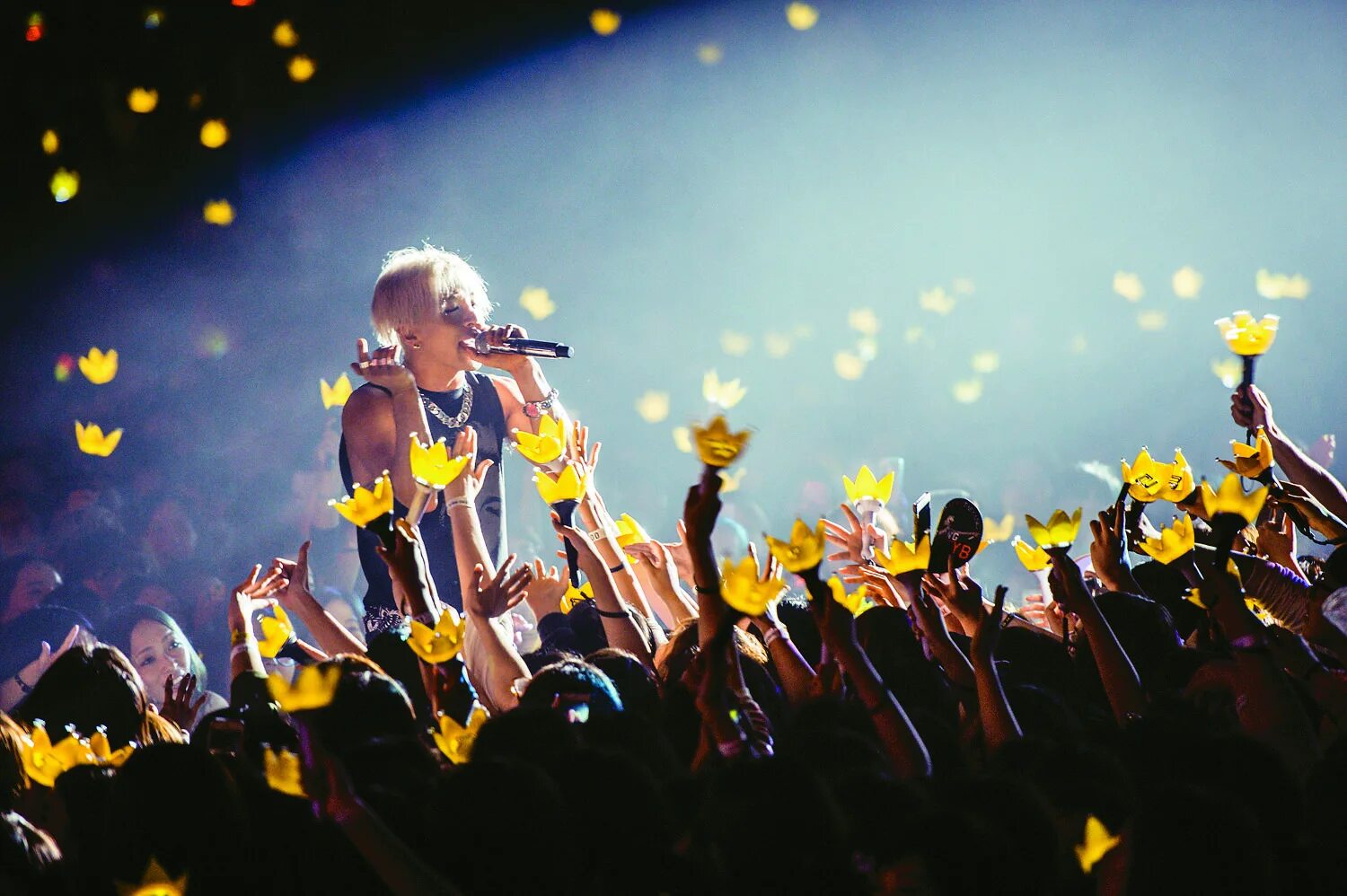 Popping events. BIGBANG группа Кореи. Поп концерт. K-Pop концерт. Кей поп концерт.