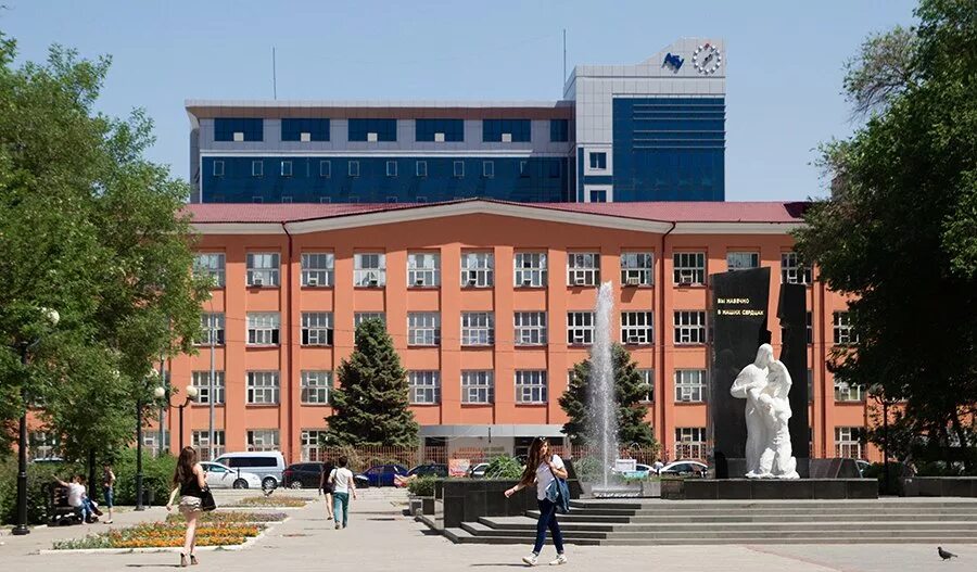 Астраханский госуниверситет. Астраханский государственный педагогический университет. Здание агу астрахань. Агу татищева. Астраханский государственный университет им.