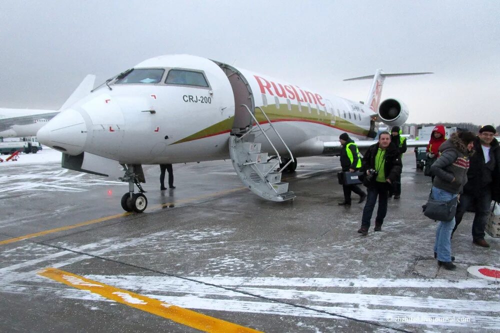 Самолет северсталь калининград. Петрозаводск летают самолеты. Самолет северсталь. Карелия с самолета. Петрозаводск летают самолеты.