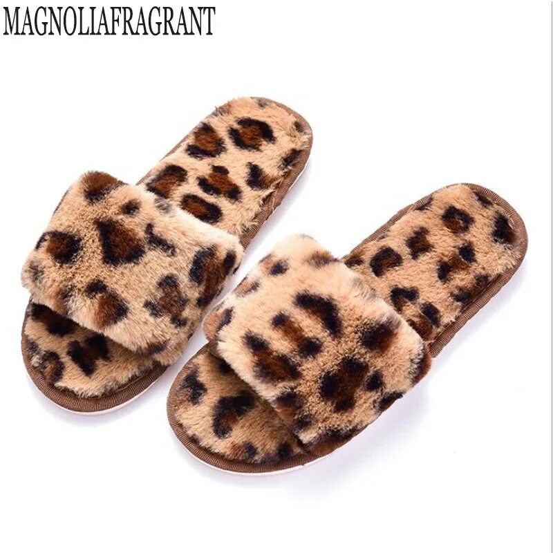 Леопардовые тапки. Тапочки меховые леопард. Тапочки леопардовые женские. Леопардовые домашние тапочки. Тапки леопард.