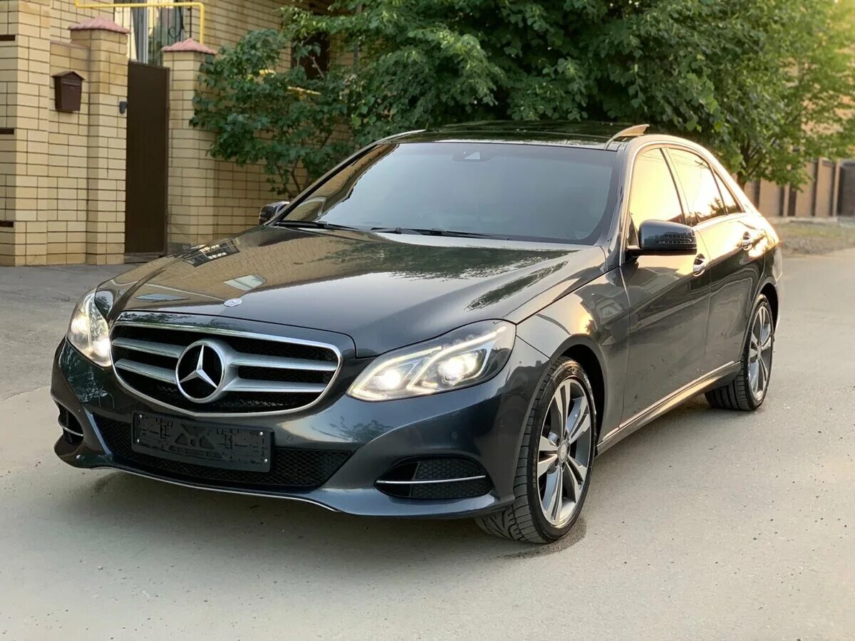 Mercedes e 2014. Mercedes e class w212. Mercedes Benz e-class w212 2014. Мерседес е 212 Рестайлинг. Mercedes e class 212.