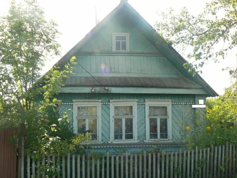 Домик в новгородской области. Поселок Волот. Дом на улице Новгородской в Сольцах. Волот Новгородская область. Пос Волот Волотовского р-на Новгородской обл.