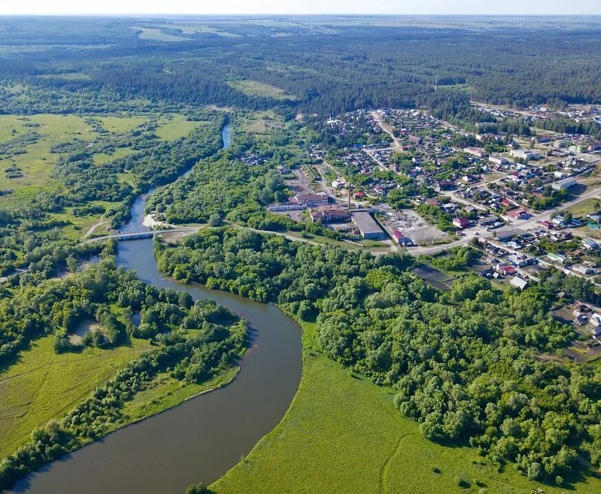 Наводнения в россии. Поселок мичуринский пенза коттеджи. Озеро сандерка. Частный дом пенза. Пригород пензы.