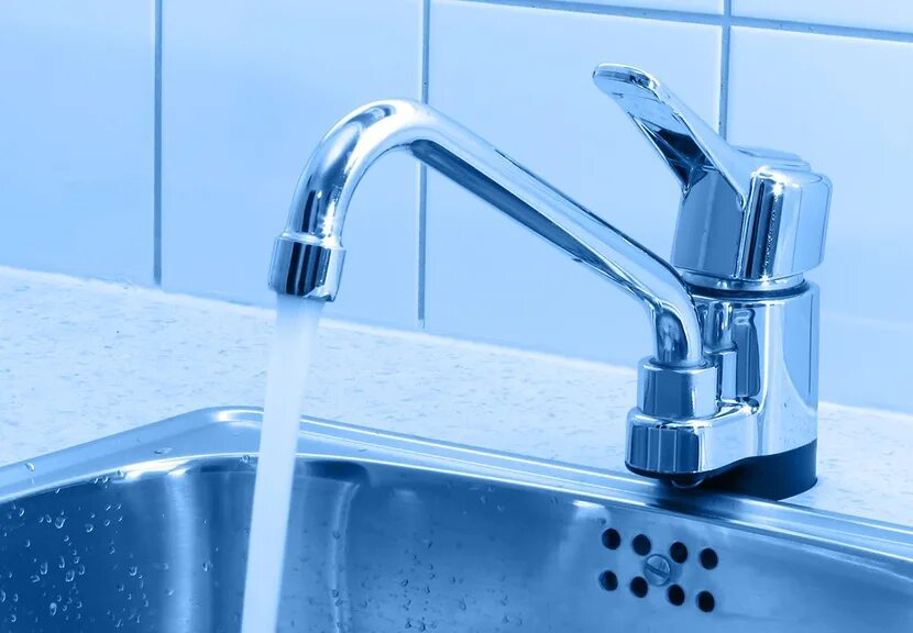 Tap water. Кран с водой. Проточную воду в большом. Вода из крана. Проточную воду в большом.
