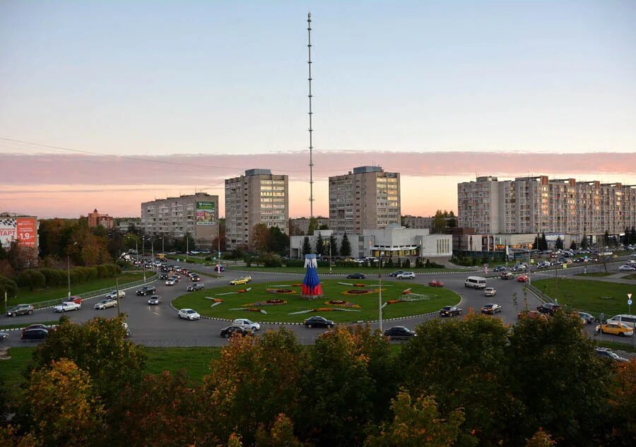 Площадь города Обнинск. Обнинск Калужская область. Город Обнинск Калужской области. Обнинск центр города.