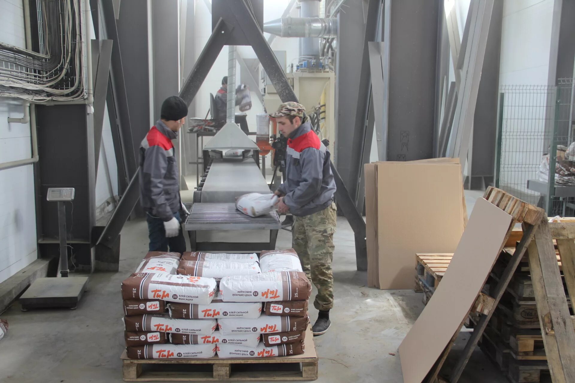 завод сухого вакансии. продукции строительной промышленности. высокотехнологичное производство. су 34 завод чкалова. цех автотранспорта.