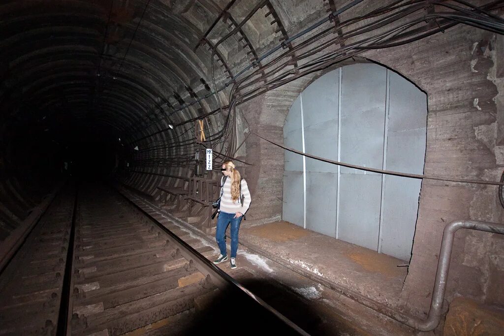 Метро 2 россии. Тоннель гейт д6 метро 2. Метро 2 бункер Сталина. Трансинжстрой метро 2. Метро 2 д6 секретное метро Москвы.