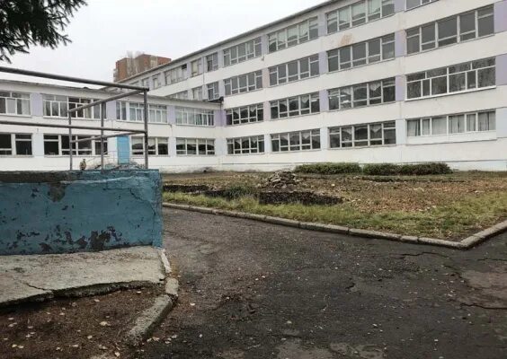 Школа 52 пенза пушки. Проспект победы 109 пенза школа 52. Школа 52 пенза учителя. Школа 79 пенза. Школа 52 пенза заря.
