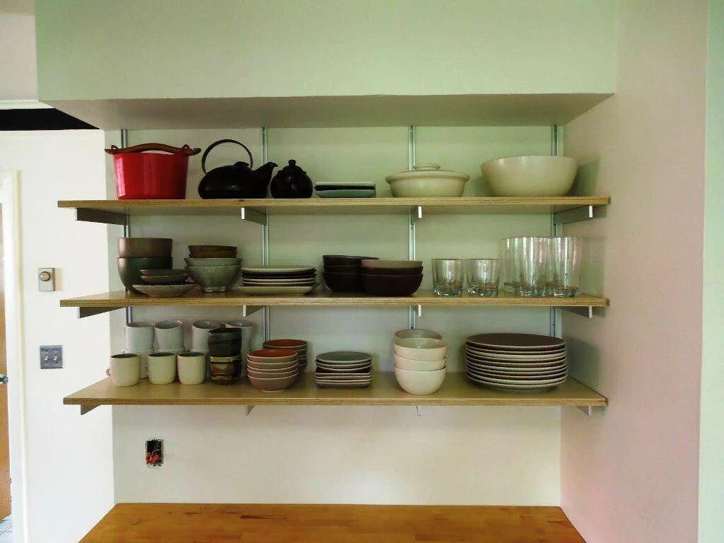 Two shelves. Полки для кухни. Открытые полки на кухне. Полки на кухню навесные. Открытые полочки на кухне.