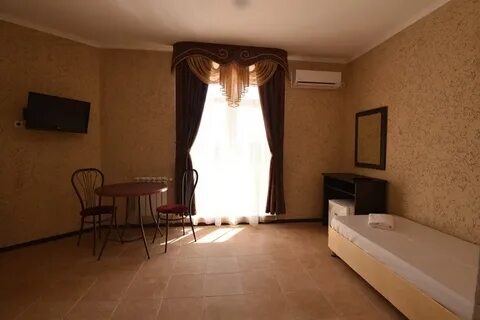 Отель замок пересыпь