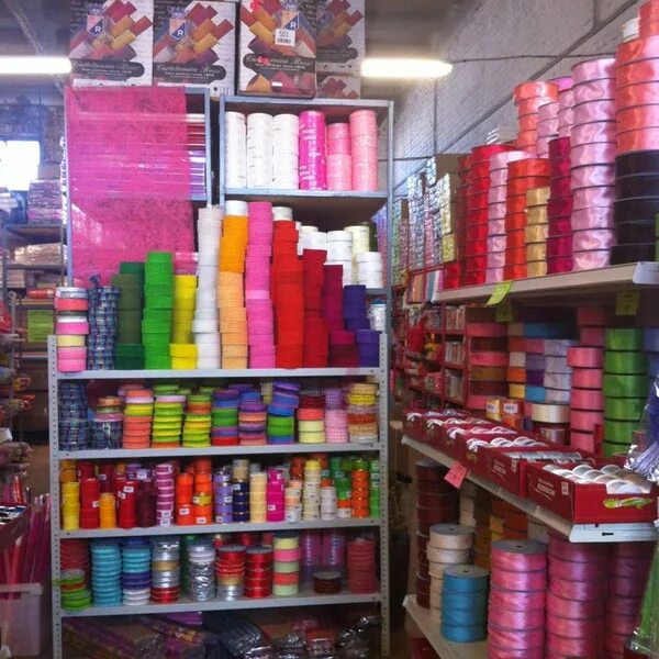 Магазин искусница в спб московский район. Цветочная база в авиагородке. Петербург оптом. Петербург оптом. Альсид.